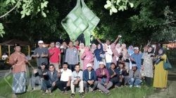 37 Tahun Tidak Ketemu Dipertemukan Dalam Buka Puasa Bersama IKAPDAR 89