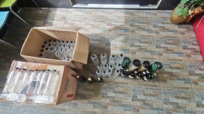 Polrestabes Surabaya Amankan Ratusan Liter Miras Ilegal di Lakarsantri