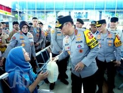 Wakapolri Tinjau Arus Mudik Via Udara, Pastikan Penyeberangan Merak–Bakauheni Terkendali