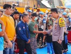 Kapolri Lepas 80 Bus Mudik Gratis, Pastikan Kesiapan Sopir Antar Masyarakat ke Tujuan