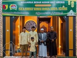Sholat Idul Fitri di Masjid Baiturrahman Kodim 0817/Gresik Berlangsung Khusyuk dan Penuh Kebersamaan