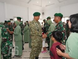 Danrem 084/Bhaskara Jaya Pimpin Upacara Kenaikan Pangkat dan Halal Bihalal