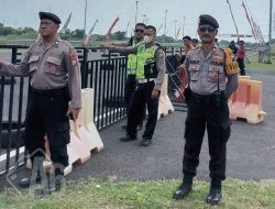 Pengamanan Balap Drag Bike MH Abdullah 2026 di GOR Bung Tomo Surabaya